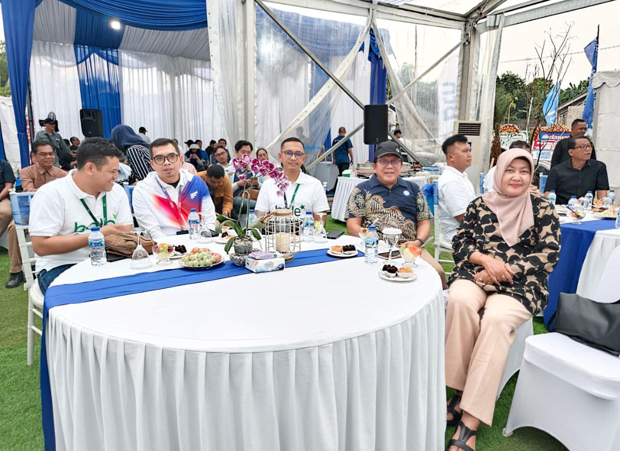 Menghadiri Lounching Program Gentengisasi oleh Pesona Kahuripan 12